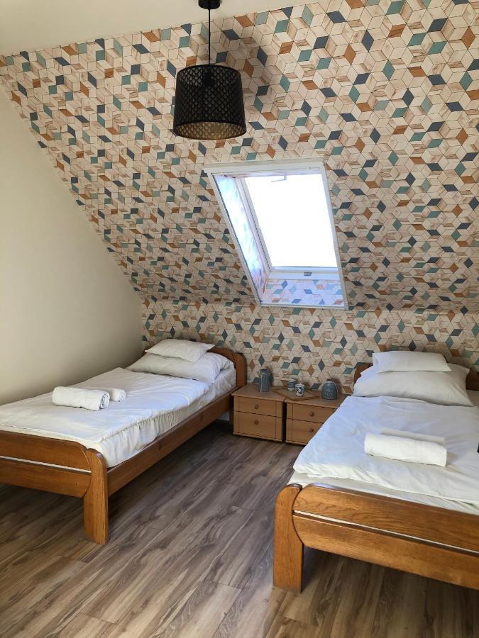 Szekely Fogado Self Check In Hotel Guesthouse Tunyogmatolcs Ngoại thất bức ảnh